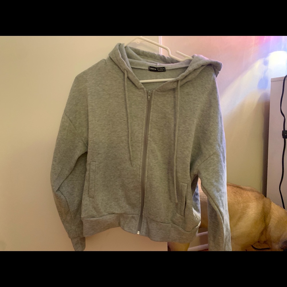 grey zip up hoodie